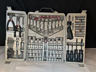 Lot 1 Crescent Tool Set 145 pcs