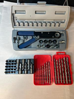 Lot 11 Squeeze Wrench Set, Bits and Drivers