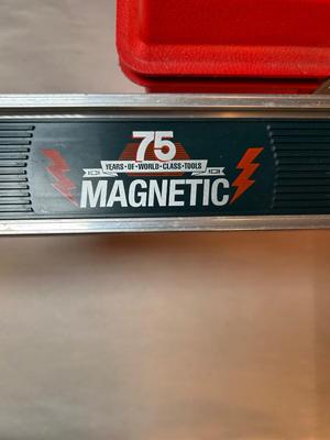 Lot 21 Tool Box and Level