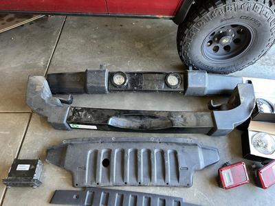 JEEP FRONT AND REAR BUMPERS, HEADLIGHTS, BRAKE LIGHTS AND STOCK RADIO