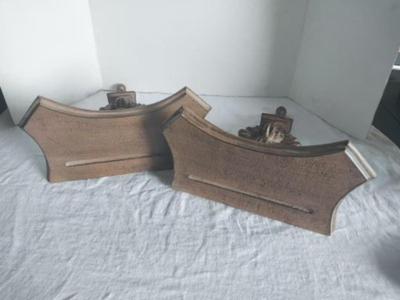 SET OF SHELF ENDS