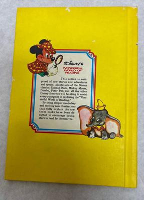 Walt Disney Kid's Book: Bambi Grows Up