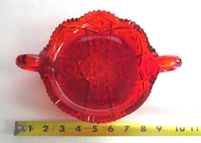 Dalzell Viking Red 2 Handled Glass Large Nappy