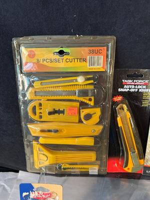 Lot 41 Zip Ties and Cutters
