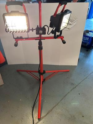 Lot 84. Craftsman Double Work Light on Stand