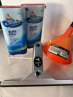 Lot 97. Mr. Clean Car Wash System & Digital Tire Gauge,