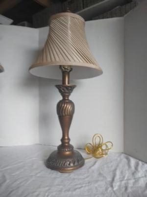 TWO MATCHING METAL BASED TABLE LAMPS WITH SHADES