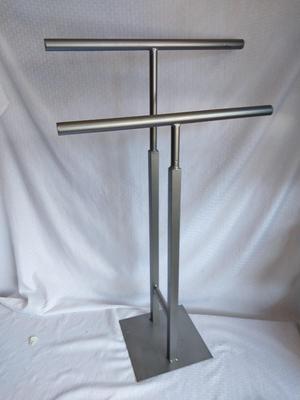 METAL TWO TIER TOWEL HOLDER