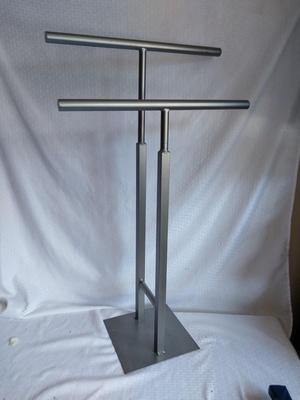 METAL TWO TIER TOWEL HOLDER