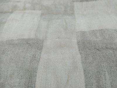 GREY TONED AREA RUG