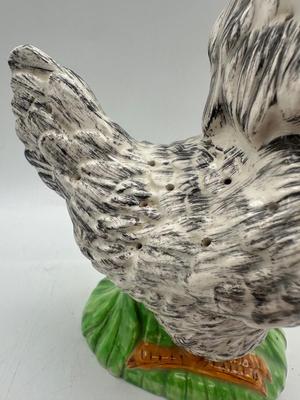 Chicken Statue with Holes for Potpourri or