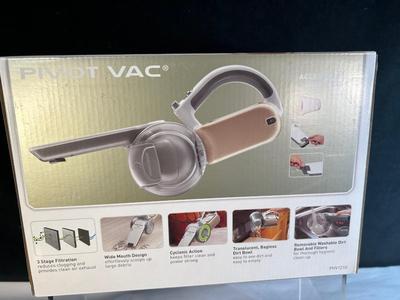 Lot 108 Black & Decker Pivot Vac
