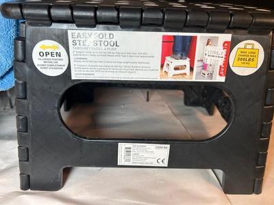 Lot 114. Dryer Lint Removal Kit and Laundry Room Gear