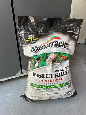 Lot 172. Spectraide Insect Killer