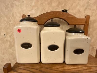 Set of canisters