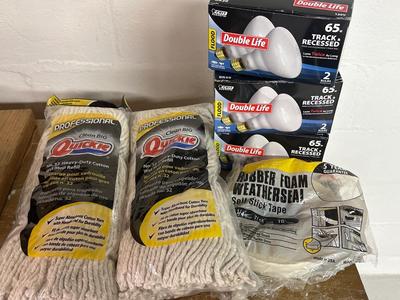 Bulbs and mops