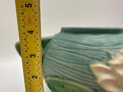 ROSEVILLE Pottery, Water Lily, 1943