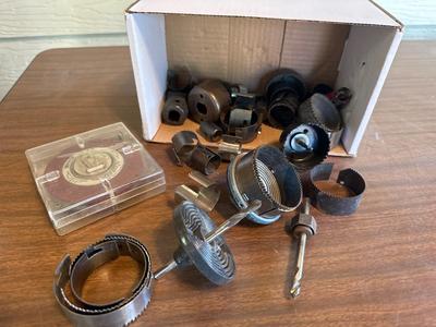 Drill hole cutter