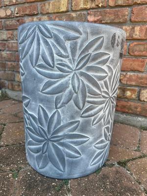 17” Garden Stool