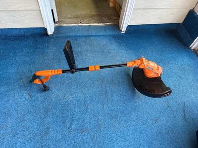 Weed whacker
