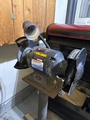 Bench grinder