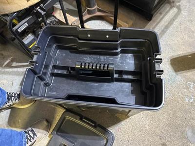 Traveling toolbox