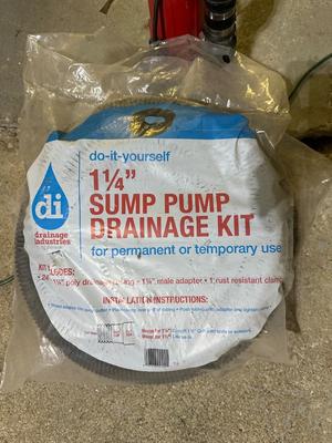 Sump pump and hose
