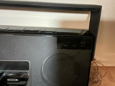 Optimus Speakers and IPod speaker