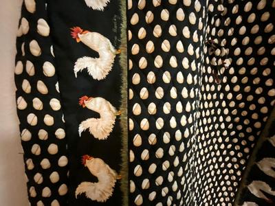 Vera Bradley quilted Rooster Eggs Garment bag Plus