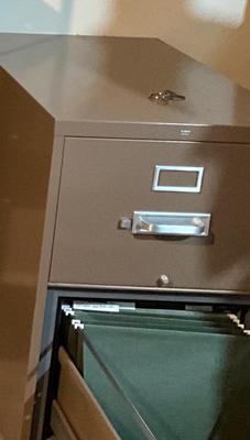 2 Drawer Fire File cabinet with Keys