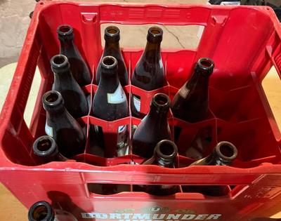 Dortmunde Union bottles, tin, side trays