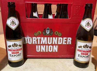 Dortmunde Union bottles, tin, side trays