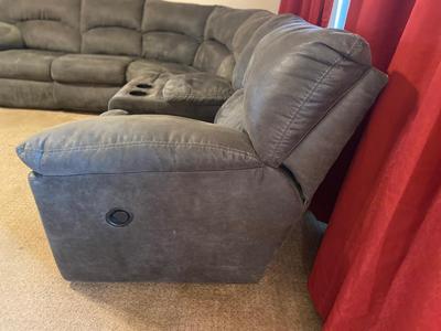 REALLY NICE RECLINING GREY CORNER SECTIONAL