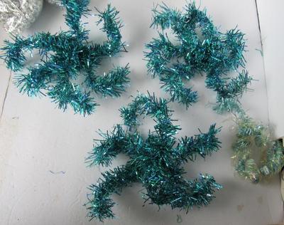 Neat Older Wired Garland Pinwheels, Plastic Garland and Glitter Deer