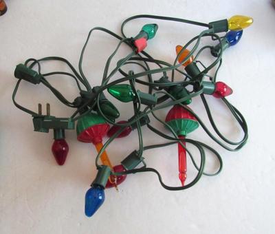 String of Christmas Lights, Working