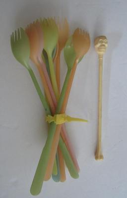 Vintage Tupperware Long Sporks and Skull Swizzle Stick