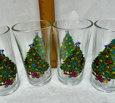 Set of 4 Christmas Glasses by Jamestown Action