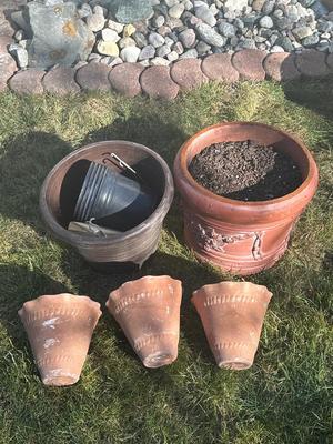 Yard planters