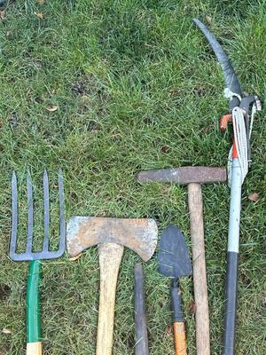 Axe and pitchfork