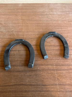 Horse shoes