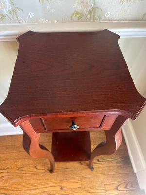BOMBAY Co. Pedestal Stand with Drawer