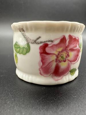 Lefton 1929 Porcelain Floral Napkin Ring Holders (6)