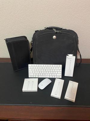Lot 15 WIRELESS APPLE KEYBOARD & MOUSE, HEAVY DUTY DELL COMPUTER BAG AND USB-C ADAPTERS