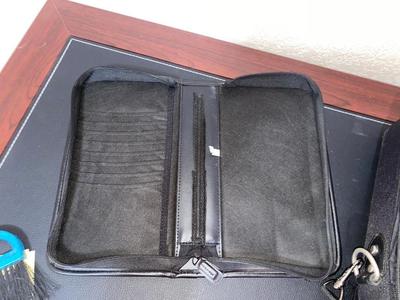 Lot 15 WIRELESS APPLE KEYBOARD & MOUSE, HEAVY DUTY DELL COMPUTER BAG AND USB-C ADAPTERS