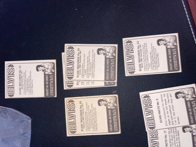 ELVIS PRESLEY TRADING CARDS, POCKET KNIFE, TV GUIDE, NOVELS AND MORE