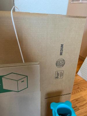 NEW MOVING BOXES! 15 Medium, 4 Small, 1 Large & SHRINK WRAP