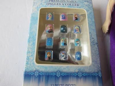 Unopened Raggedy Ann/Andy Puzzle, Doll, Kid's Press On Nail Covers