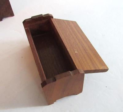 Older Wood Doll House Furniture, Storm Becker Playthings & Large Floor Rug