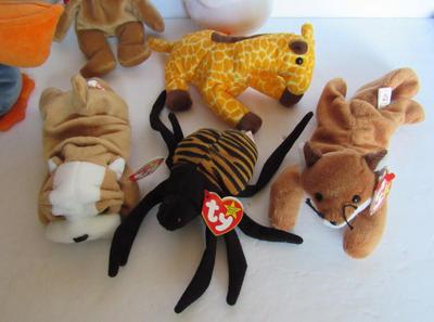 Lot of Older Beanie Babies