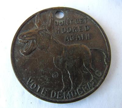 Vintage Advertising Pins: Oshkosh b'Gosh and Mason Shoes/Tokens: Oshkosh School Bus, Democrats